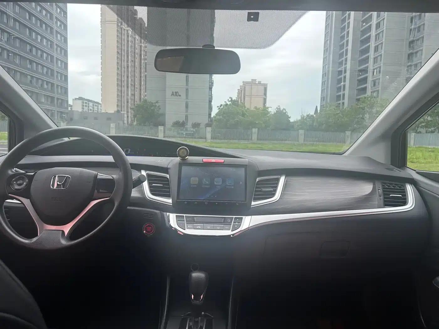Jade 2017 1.8L Automatic Comfort Edition 5-seater — миниатюра 9