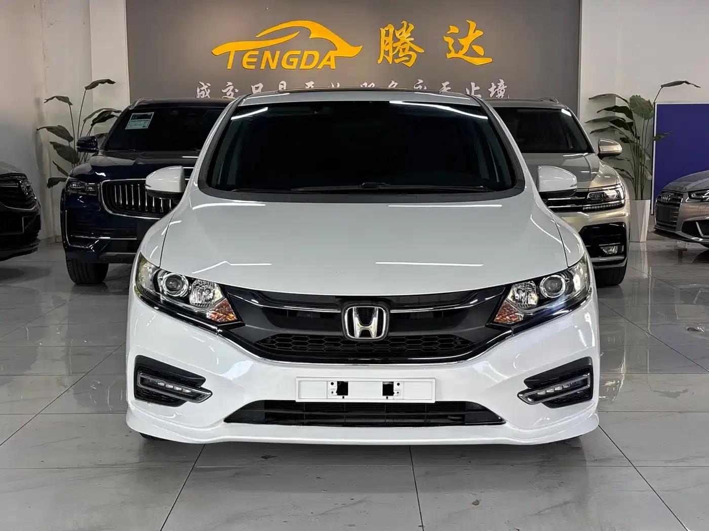 Jade 2017 1.8L Automatic Comfort Edition 5-seater — миниатюра 2