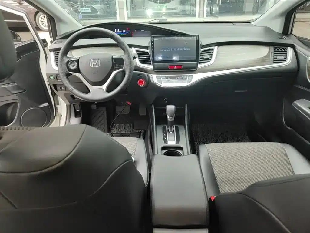 Jade 2017 1.8L Automatic Comfort Edition 5-seater — миниатюра 10