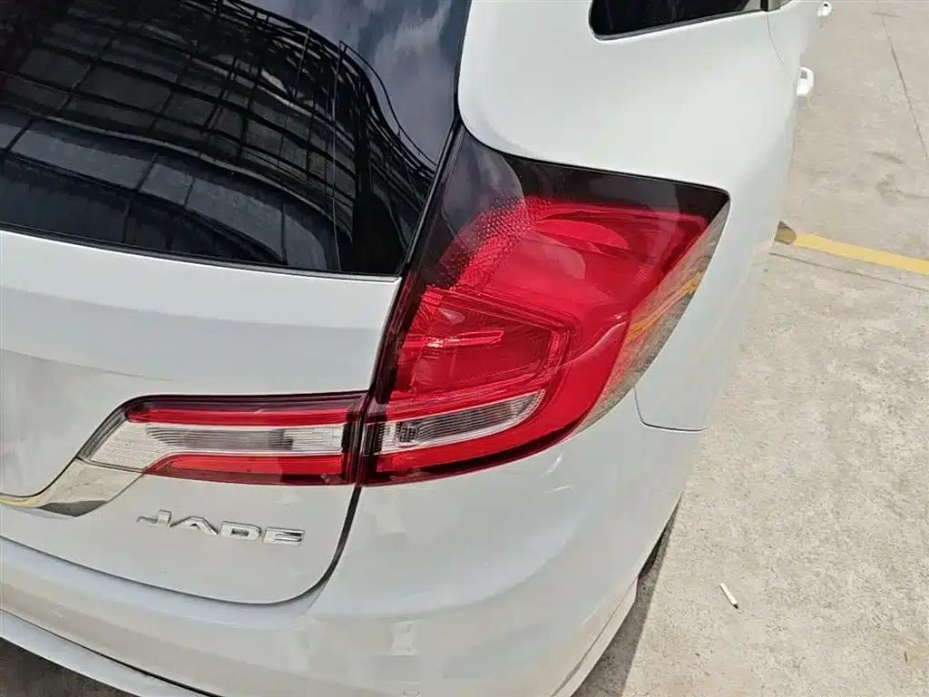 Jade 2017 1.8L Automatic Comfort Edition 5-seater — миниатюра 8
