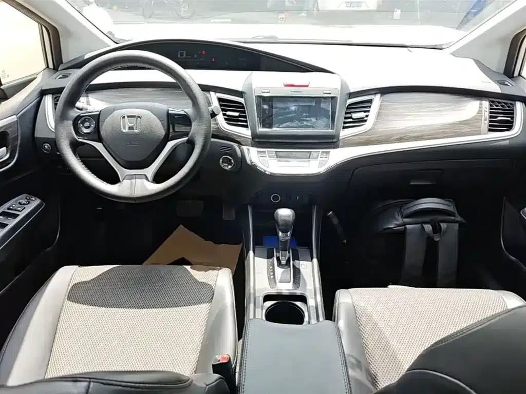 Jade 2017 1.8L Automatic Comfort Edition 5-seater — миниатюра 10
