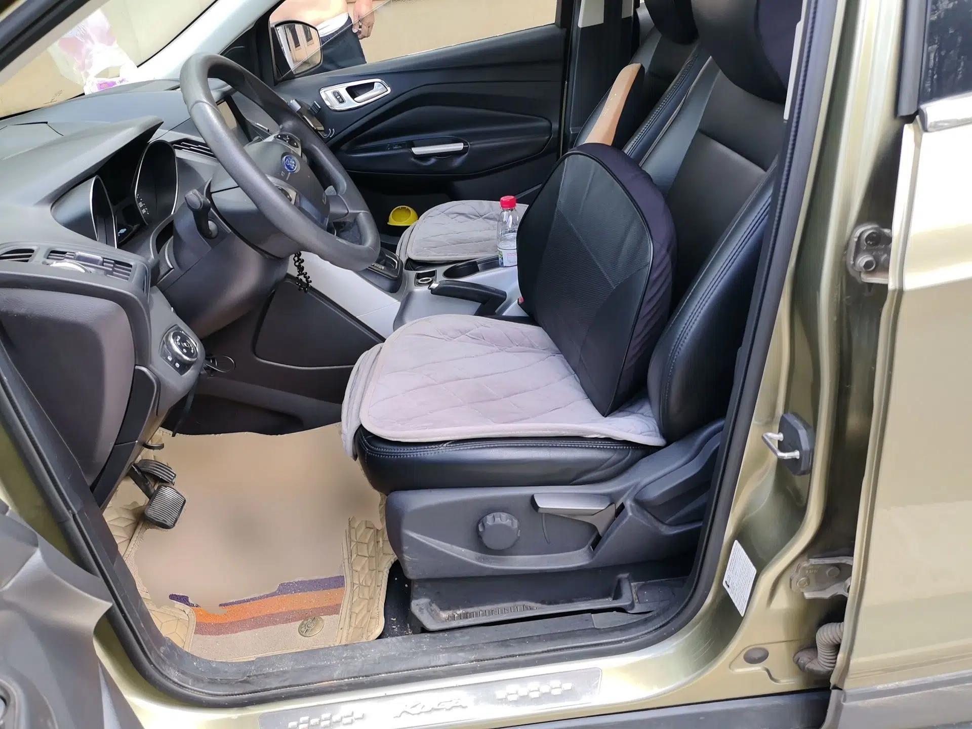 Ford Kuga 2013 1.6L GTDi Two-Wheel-Drive Comfort Model — миниатюра 16