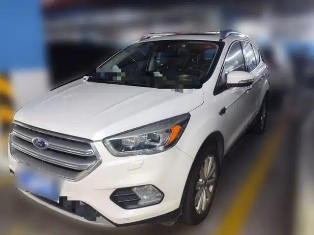 Ford Kuga 2018 EcoBoost 180 Two-Wheel-Drive Luxury Wing Edition