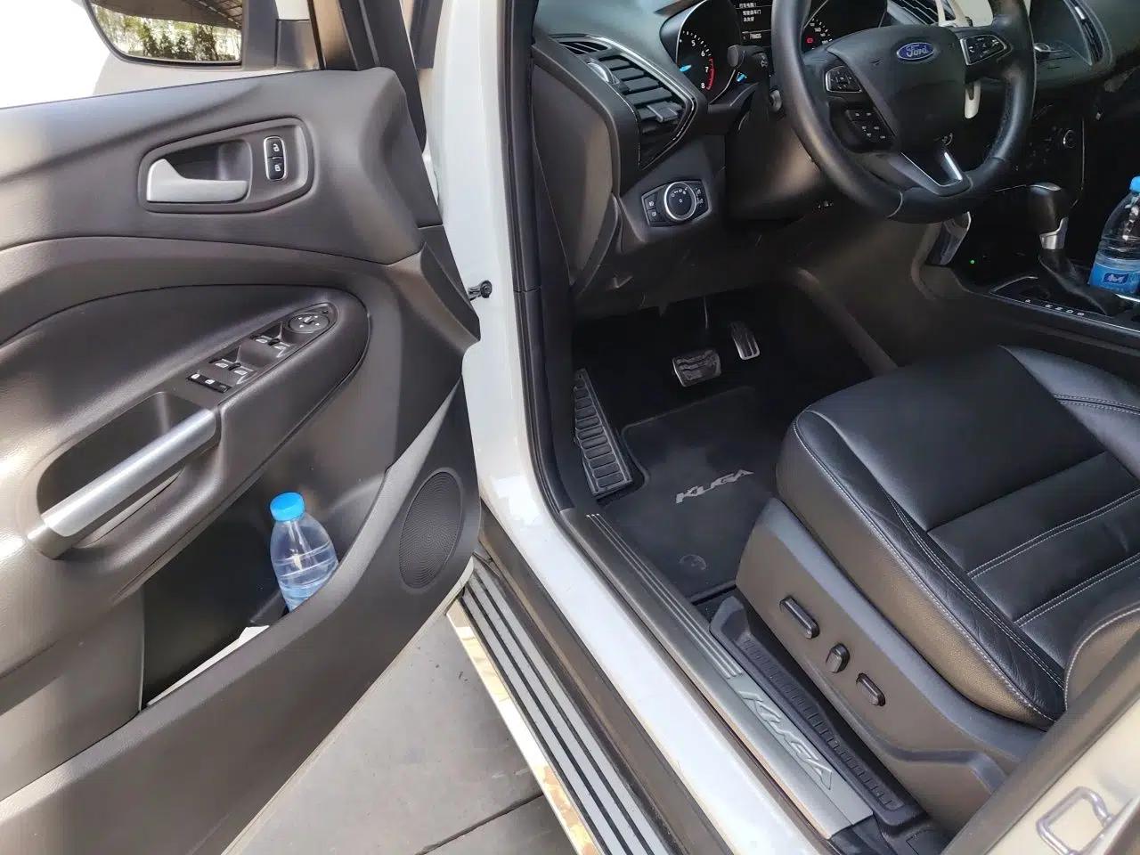 Ford Kuga 2017 EcoBoost 245 4x4 Prestige Edition — миниатюра 17