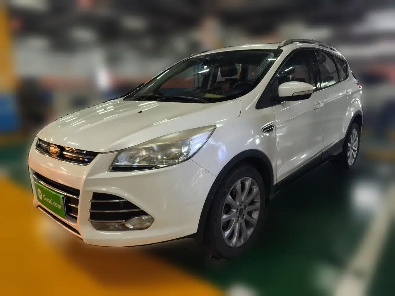 Ford Kuga 2013 1.6L GTDi Two-Wheel-Drive Trend Model — миниатюра 1