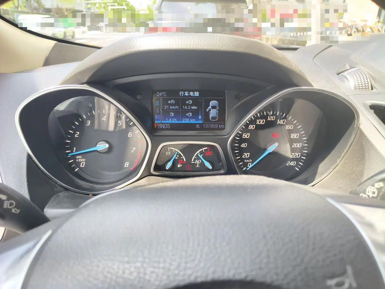 Ford Kuga 2013 2.0L GTDi Four-Wheel-Drive Elite Model — миниатюра 12
