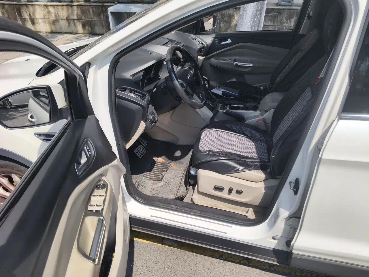 Ford Kuga 2013 2.0L GTDi Four-Wheel-Drive Elite Model — миниатюра 17