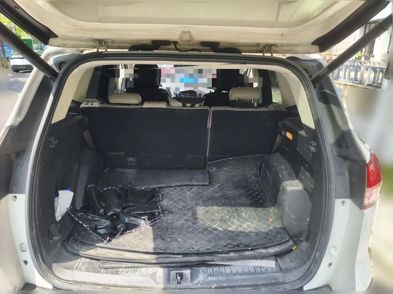 Ford Kuga 2013 2.0L GTDi Four-Wheel-Drive Elite Model — миниатюра 20