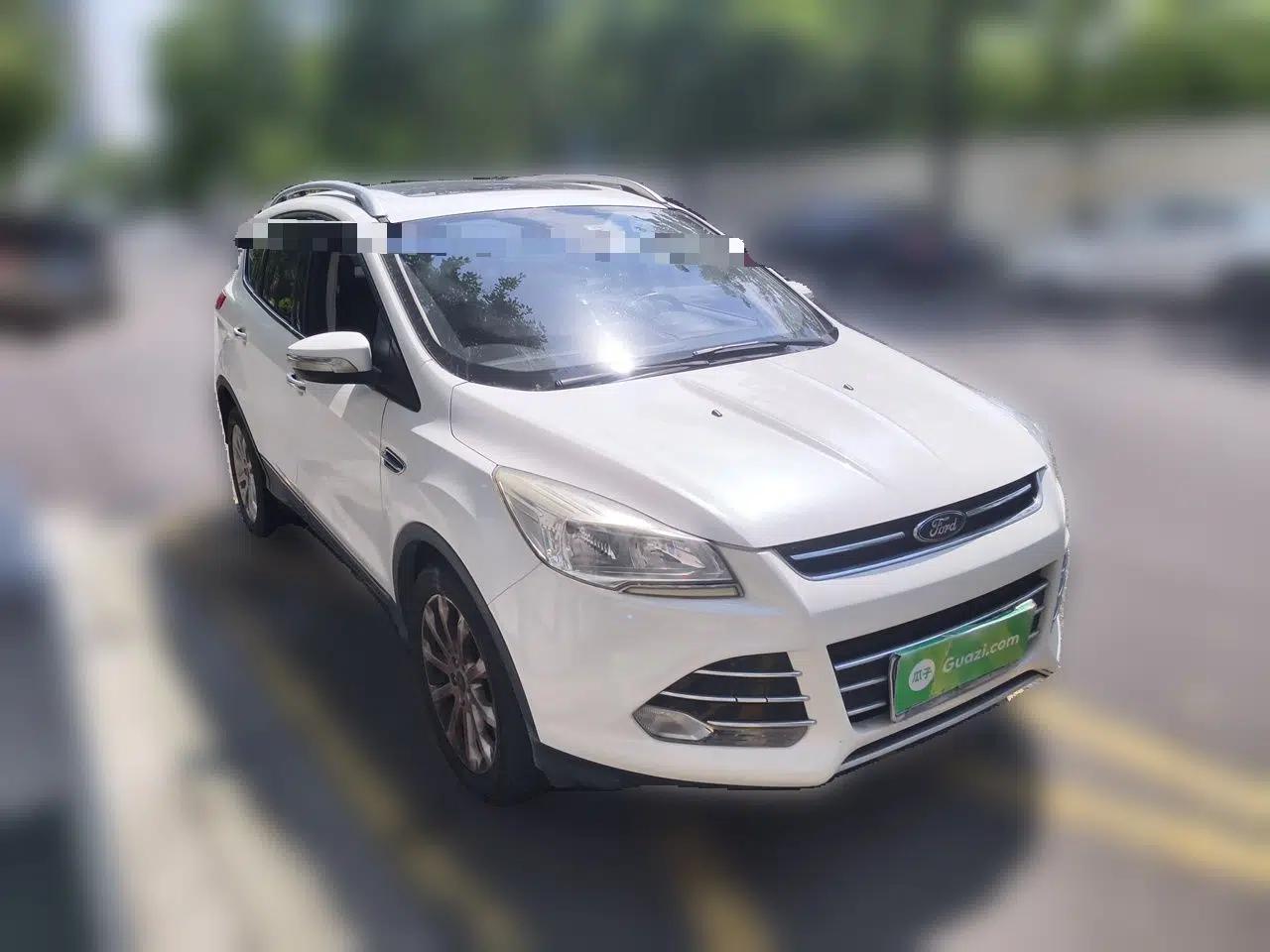 Ford Kuga 2013 2.0L GTDi Four-Wheel-Drive Elite Model — миниатюра 3