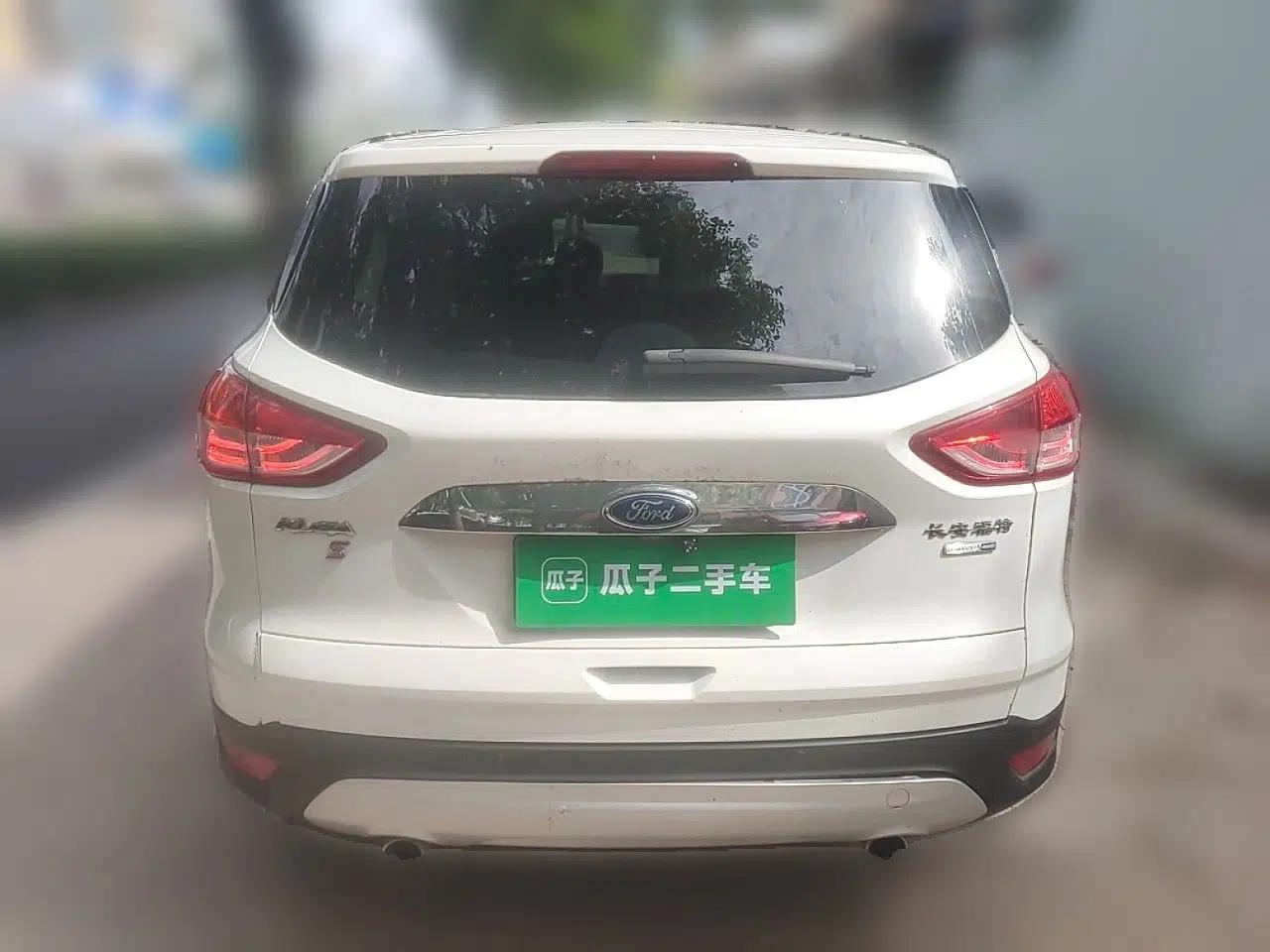 Ford Kuga 2013 2.0L GTDi Four-Wheel-Drive Sport Model — миниатюра 5