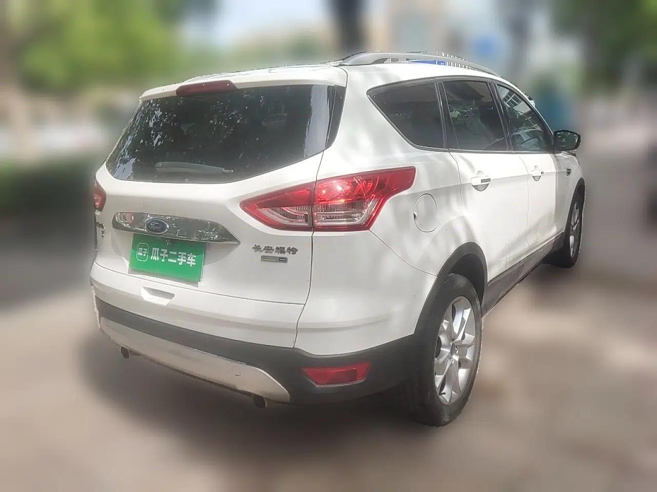Ford Kuga 2013 2.0L GTDi Four-Wheel-Drive Sport Model — миниатюра 6