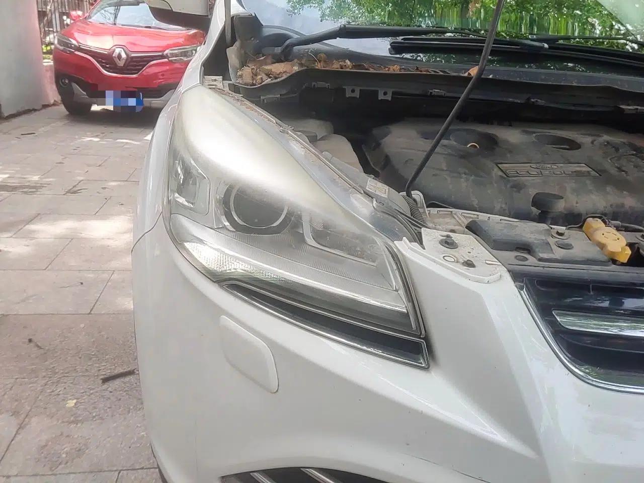 Ford Kuga 2013 2.0L GTDi Four-Wheel-Drive Sport Model — миниатюра 7
