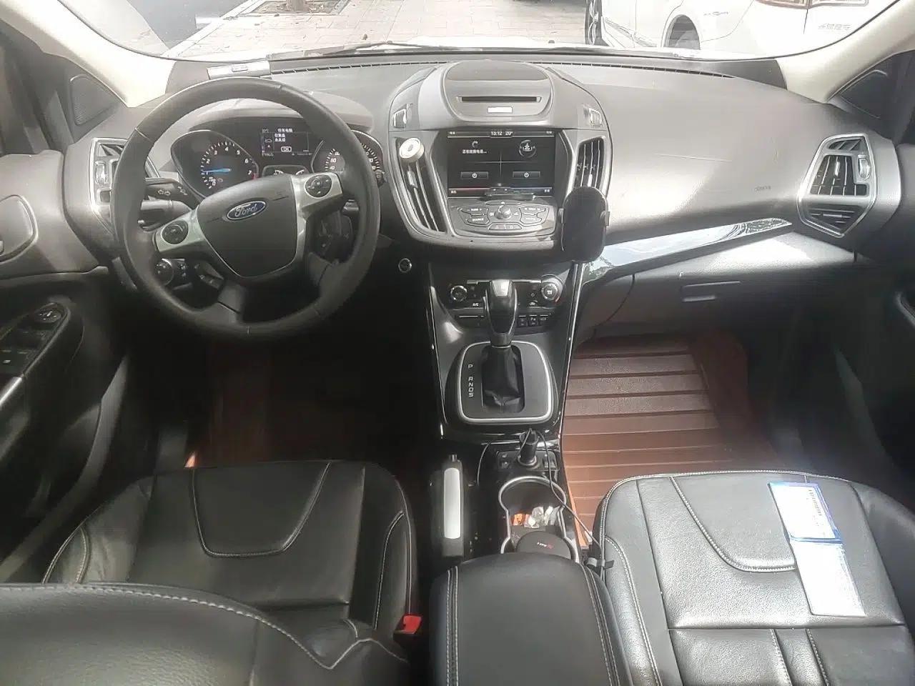 Ford Kuga 2013 2.0L GTDi Four-Wheel-Drive Sport Model — миниатюра 10