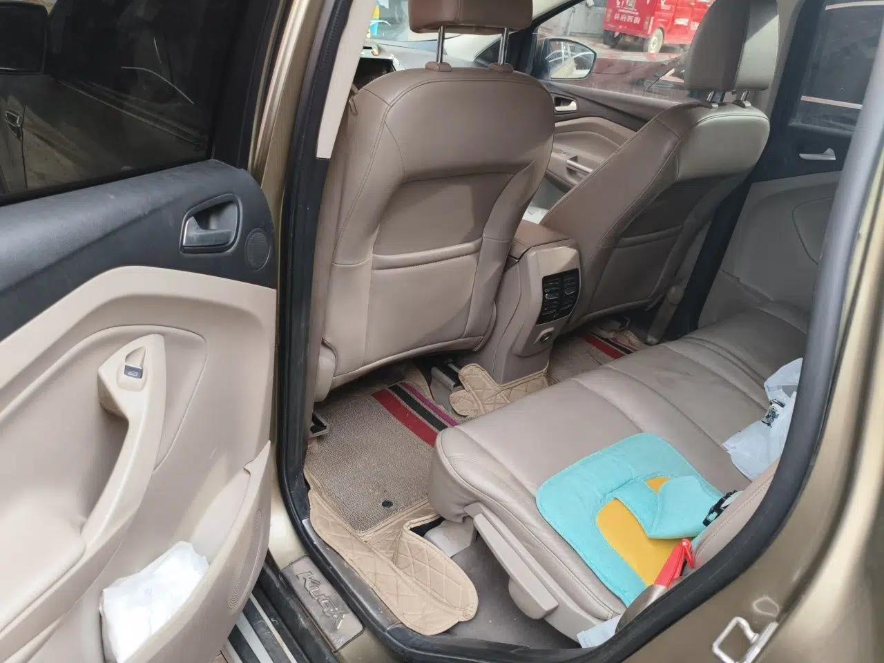 Ford Kuga 2013 1.6L GTDi 4x4 Elite Model — миниатюра 18
