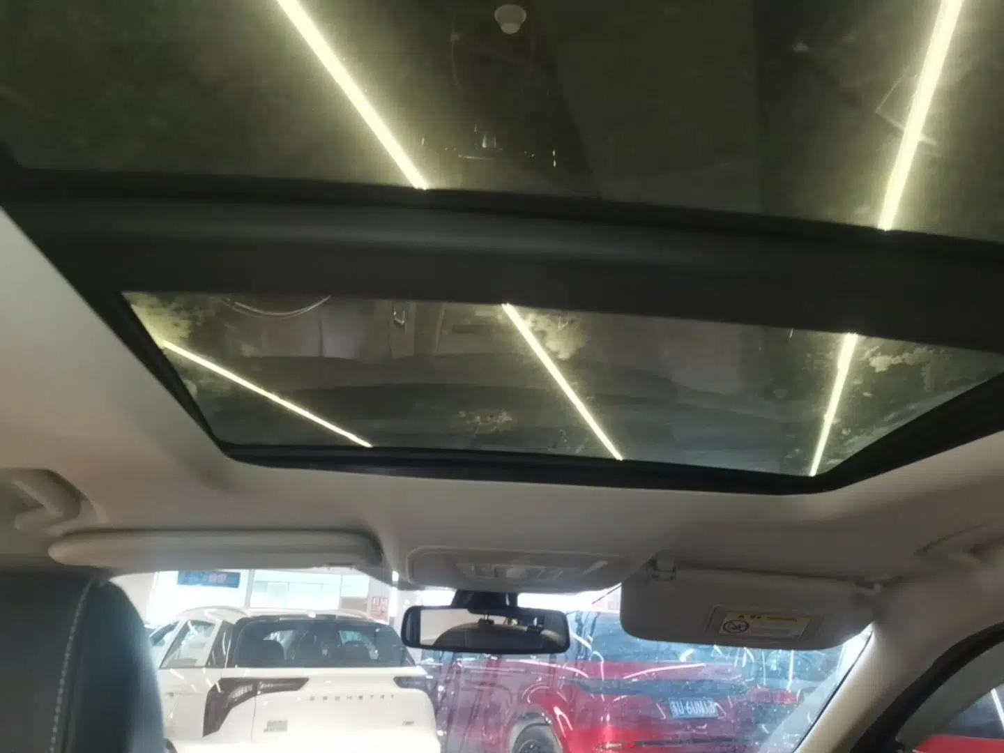 Ford Kuga 2015 2.0L GTDi Four-Wheel-Drive Sport Model — миниатюра 21