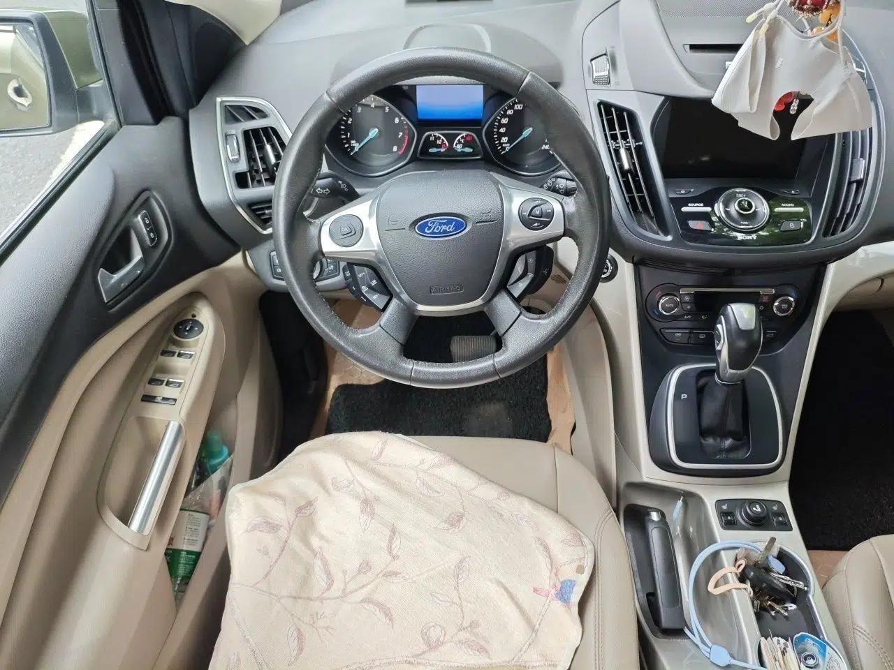 Ford Kuga 2013 2.0L GTDi Four-Wheel-Drive Sport Model — миниатюра 11