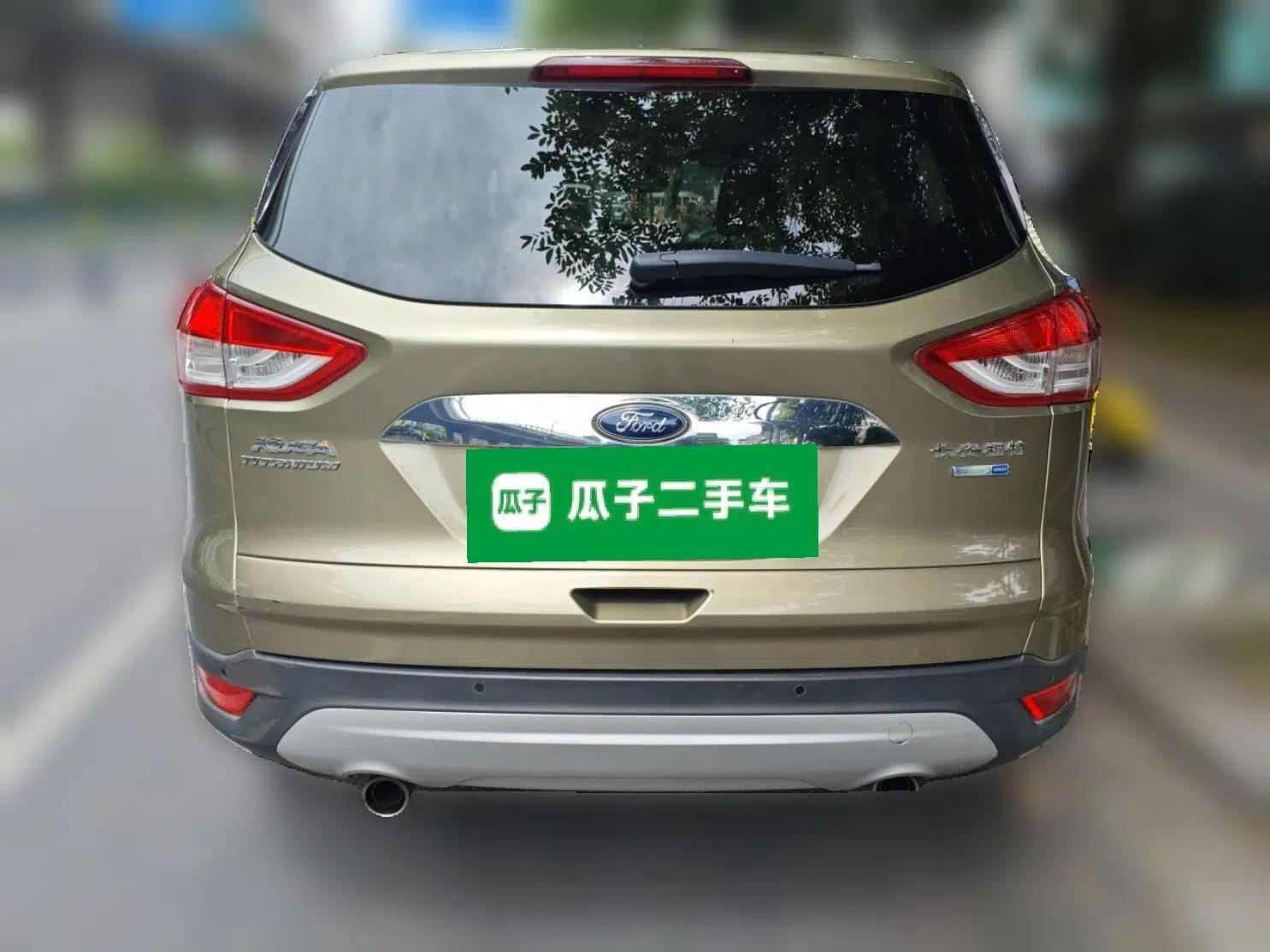 Ford Kuga 2013 2.0L GTDi Four-Wheel-Drive Sport Model — миниатюра 5