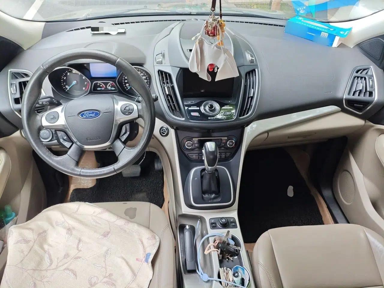 Ford Kuga 2013 2.0L GTDi Four-Wheel-Drive Sport Model — миниатюра 10