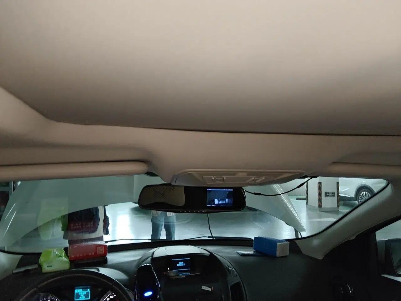 Ford Kuga 2013 1.6L GTDi Two-Wheel-Drive Trend Model — миниатюра 19