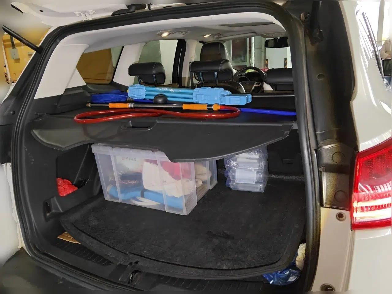 Ford Kuga 2013 1.6L GTDi Two-Wheel-Drive Trend Model — миниатюра 20