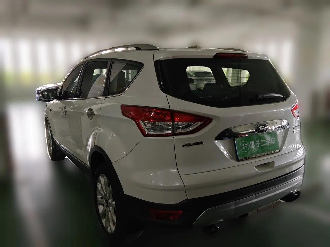 Ford Kuga 2013 1.6L GTDi Two-Wheel-Drive Trend Model — миниатюра 4