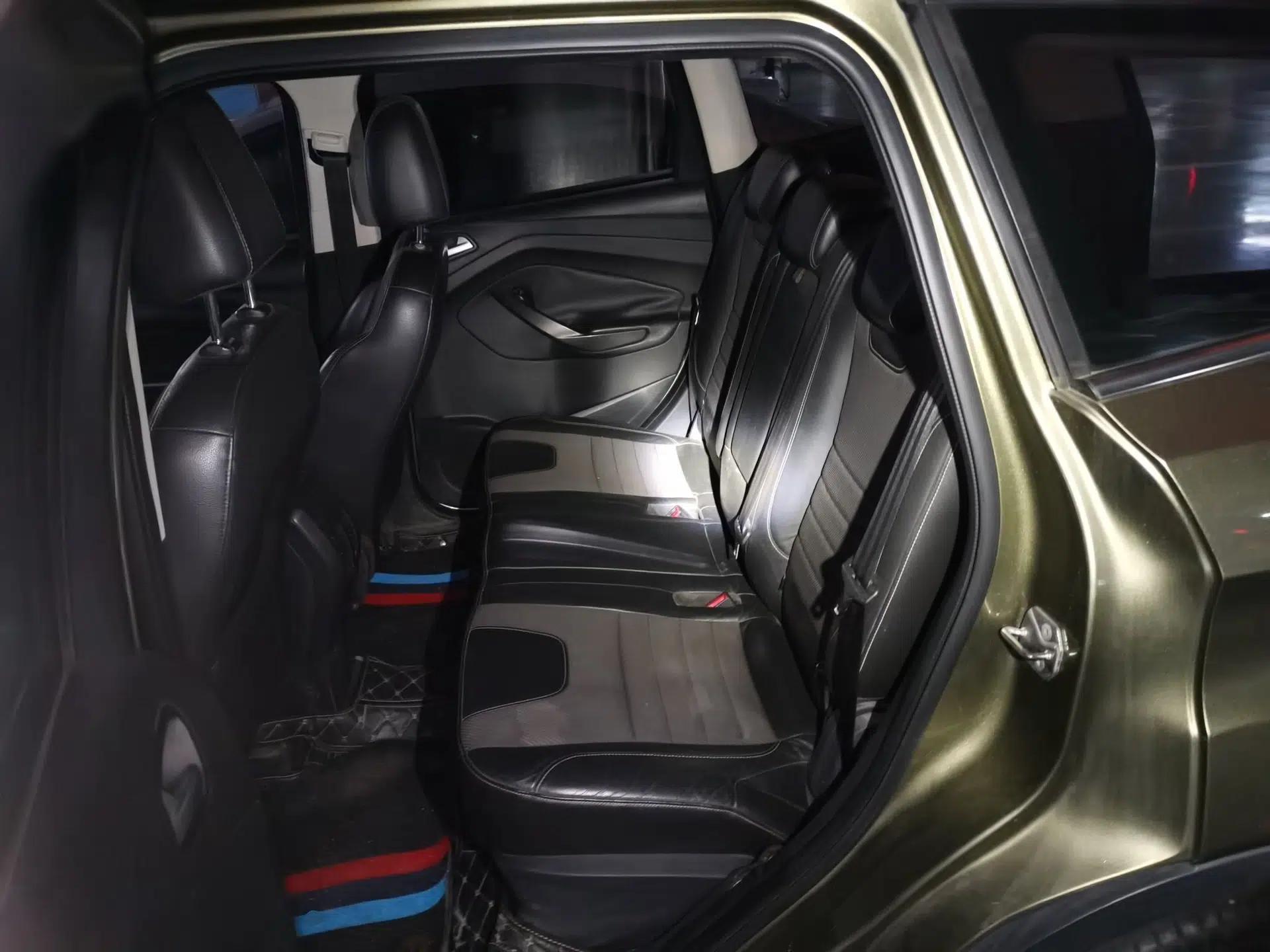 Ford Kuga 2015 1.5L GTDi Two-Wheel Drive Fashion Edition — миниатюра 18