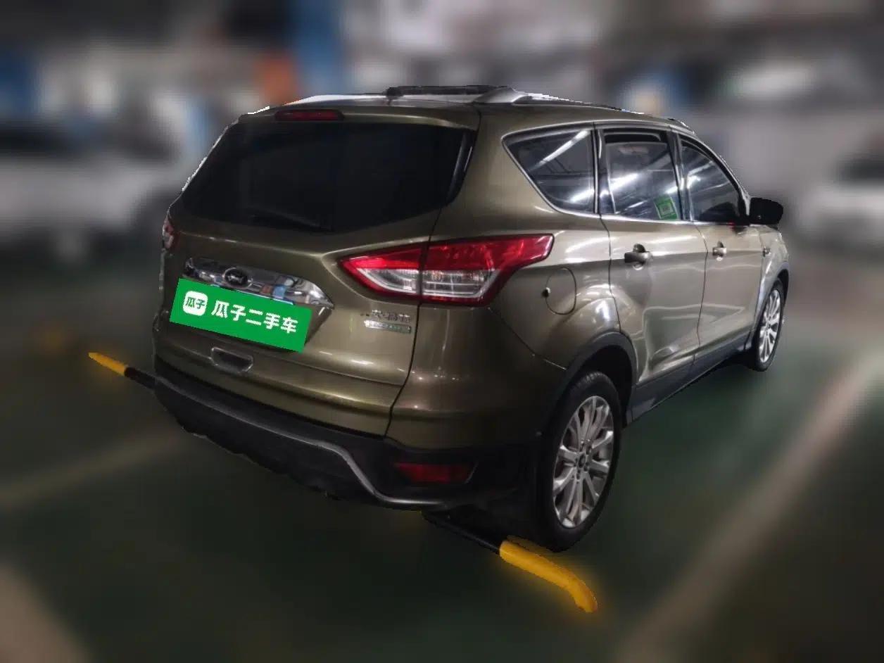 Ford Kuga 2015 1.5L GTDi Two-Wheel Drive Fashion Edition — миниатюра 6