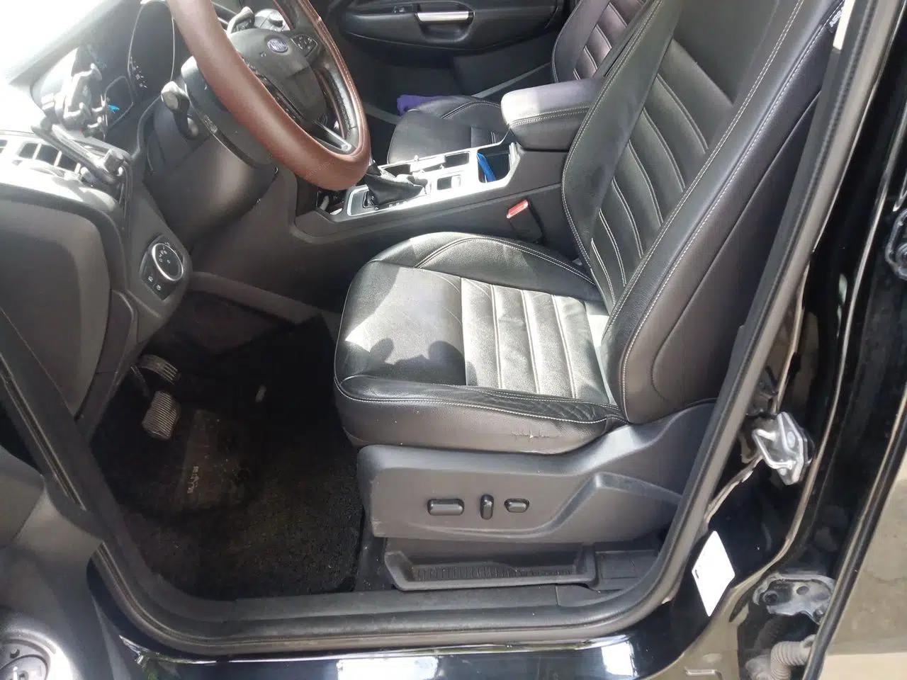 Ford Kuga 2017 EcoBoost 245 4x4 Prestige Edition — миниатюра 16