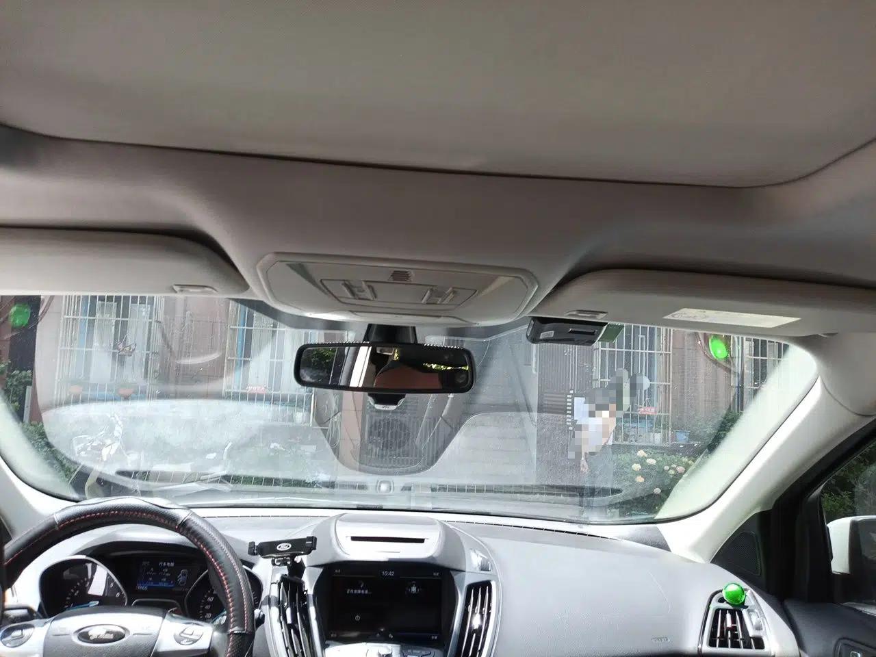 Ford Kuga 2015 1.5L GTDi Four-Wheel-Drive Elite Model — миниатюра 19