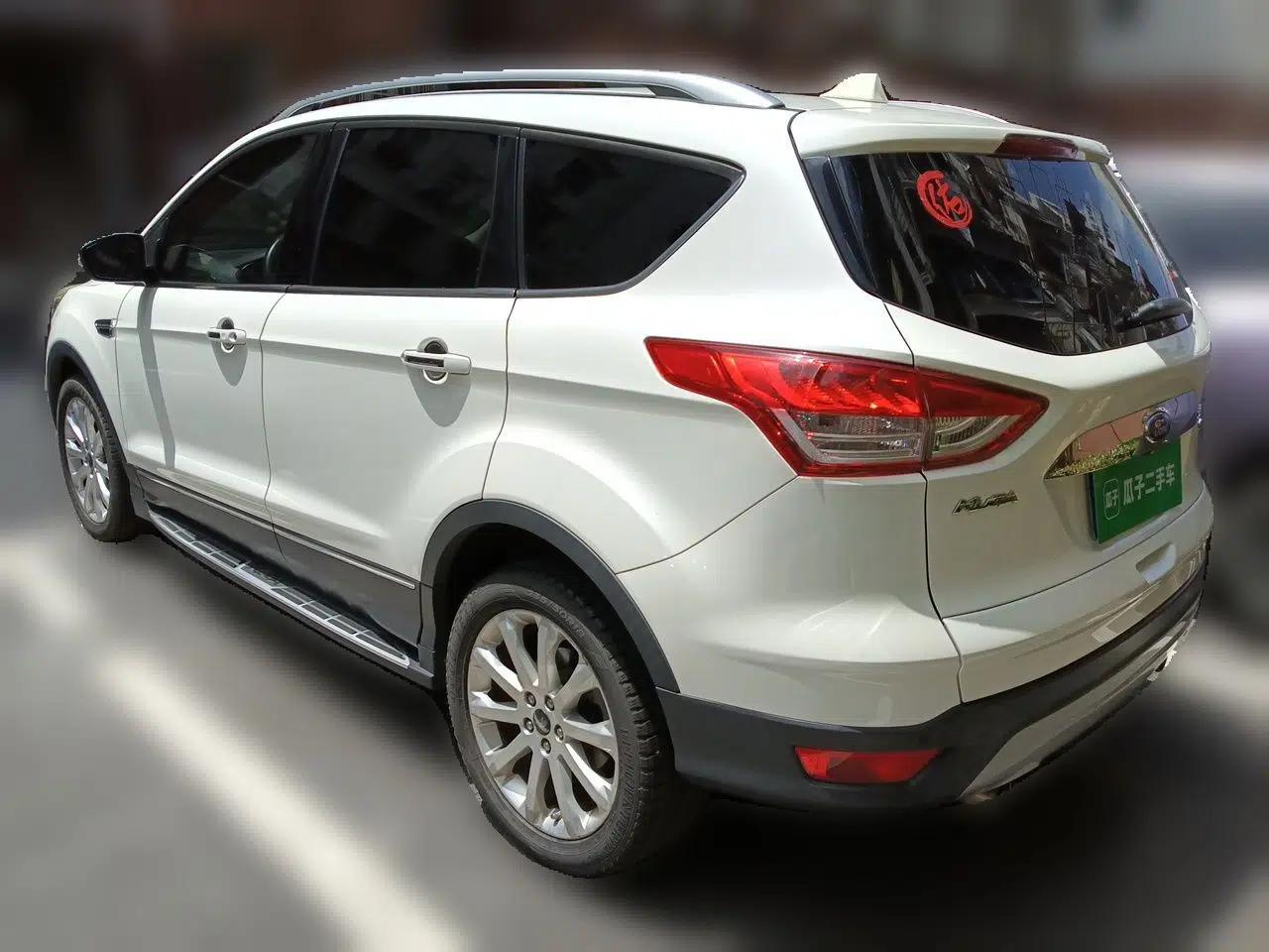 Ford Kuga 2015 1.5L GTDi Four-Wheel-Drive Elite Model — миниатюра 4