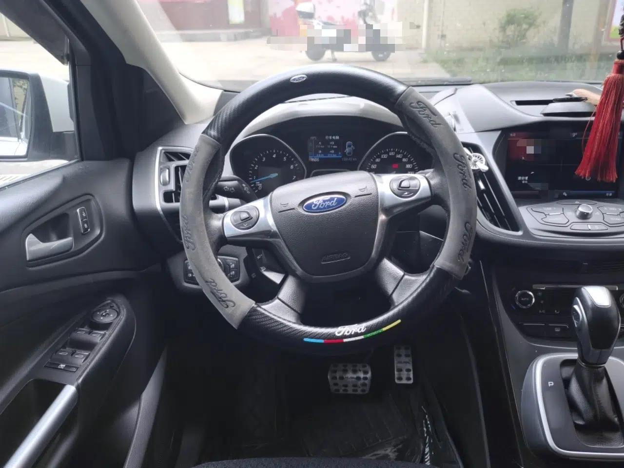 Ford Kuga 2013 2.0L GTDi Four-Wheel-Drive Sport Model — миниатюра 11