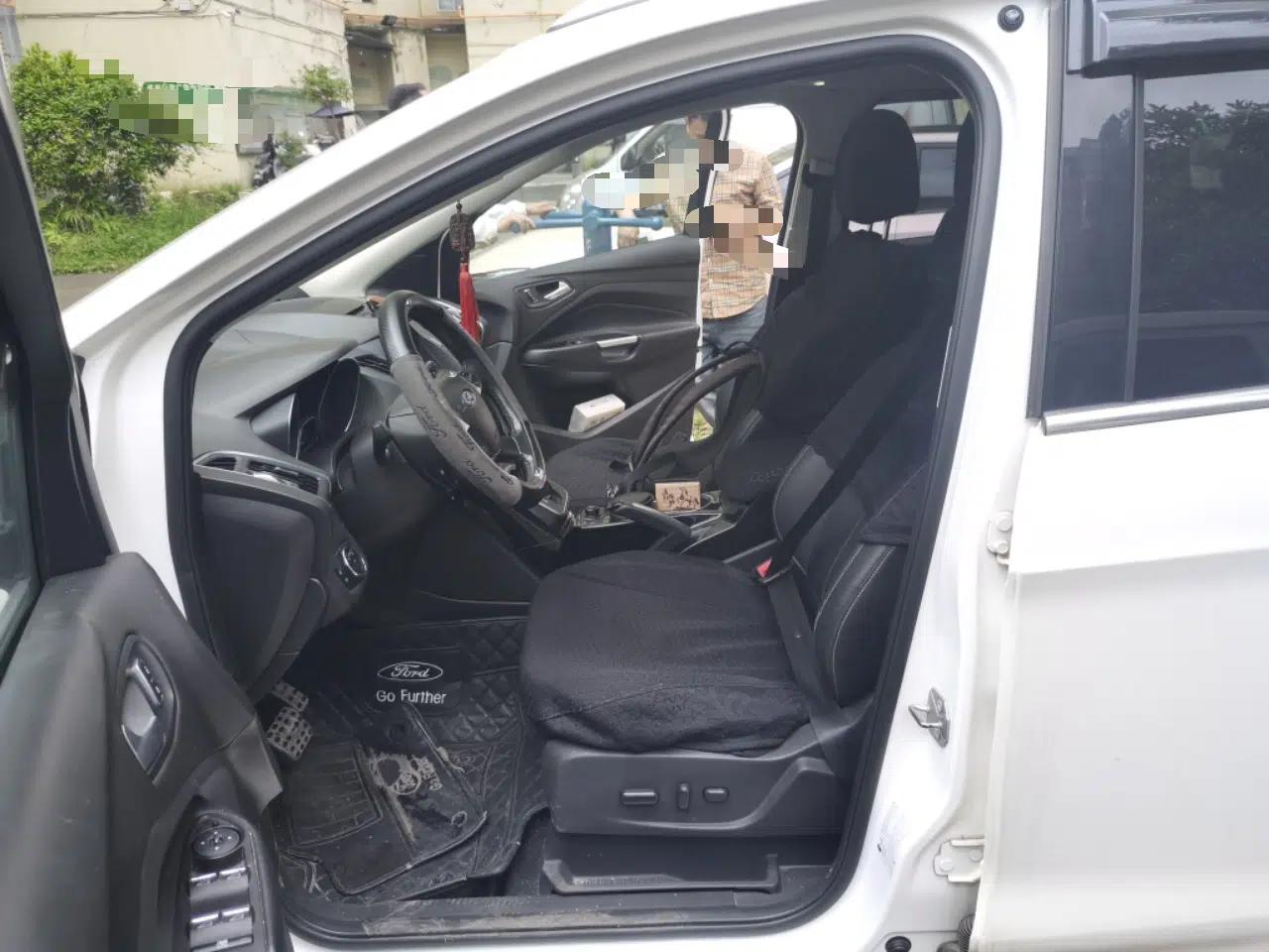 Ford Kuga 2013 2.0L GTDi Four-Wheel-Drive Sport Model — миниатюра 16