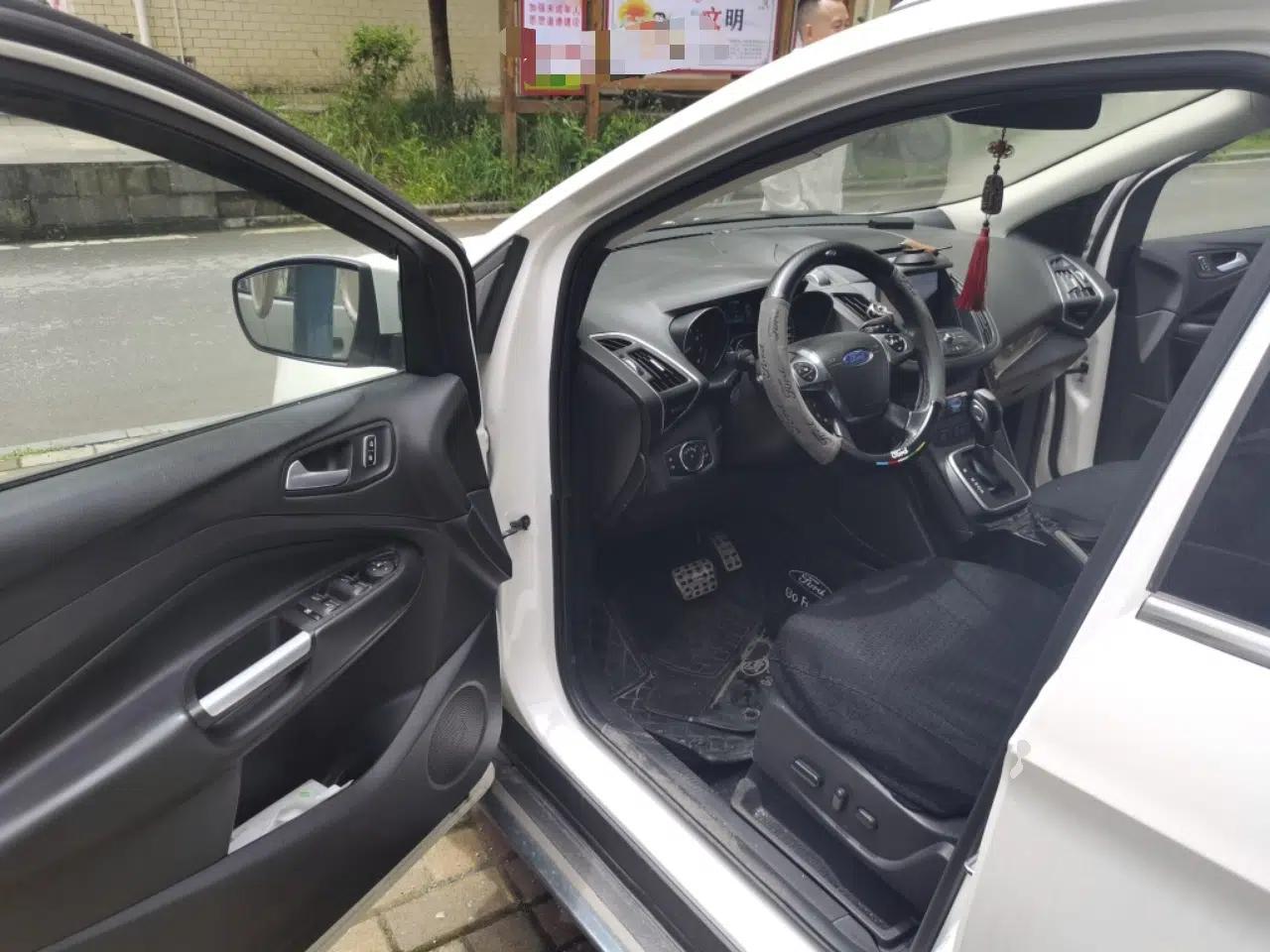 Ford Kuga 2013 2.0L GTDi Four-Wheel-Drive Sport Model — миниатюра 17