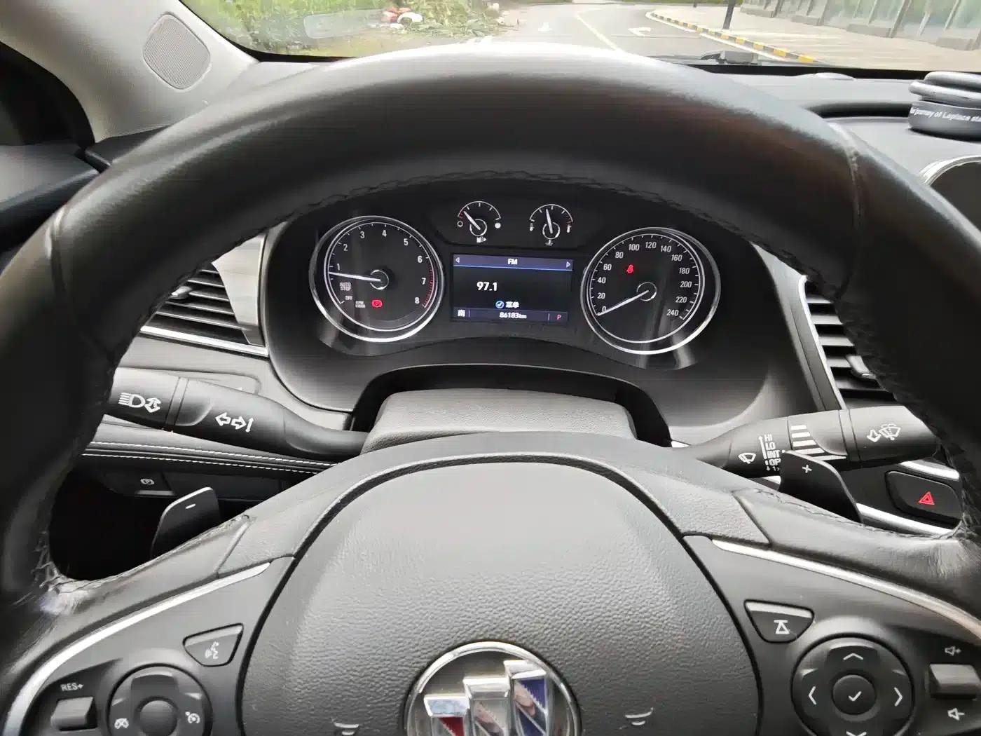 Buick LaCrosse 2021 652T Luxury Edition — миниатюра 9