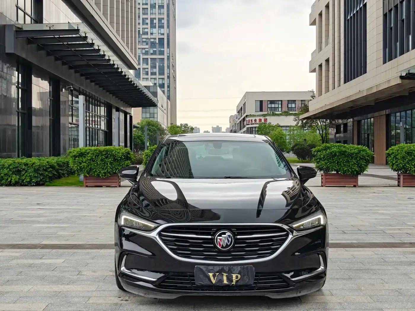 Buick LaCrosse 2022 652T Luxury Edition — миниатюра 1