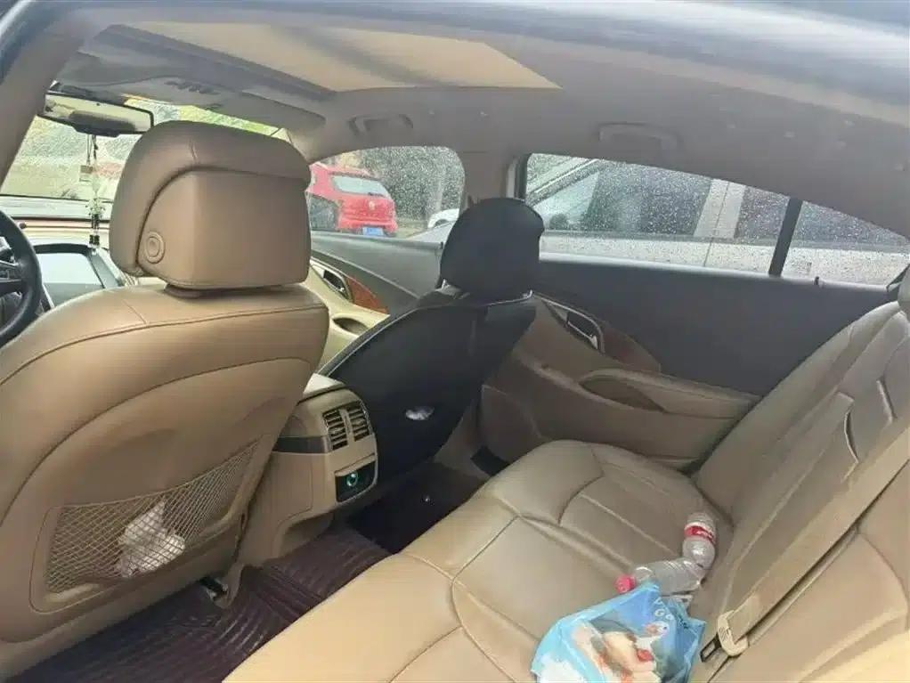 Buick LaCrosse 2009 2.4L Luxury Edition — миниатюра 4
