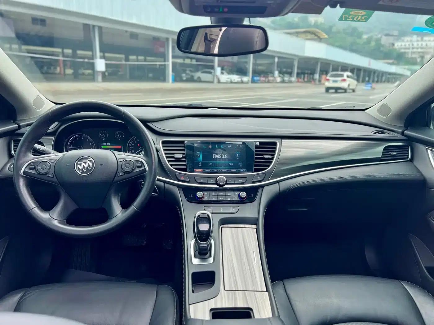Buick LaCrosse 2018 20T Elite — миниатюра 7
