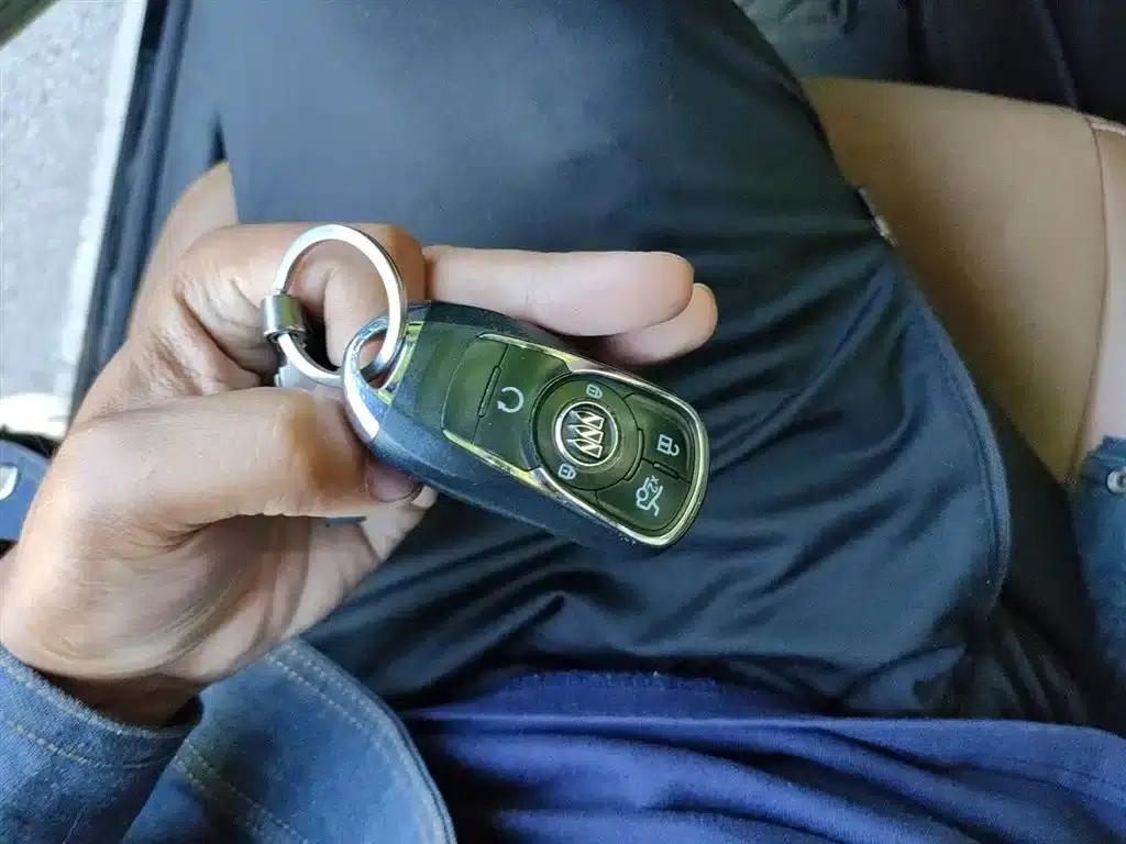Buick LaCrosse 2016 28T Luxury Edition — миниатюра 12