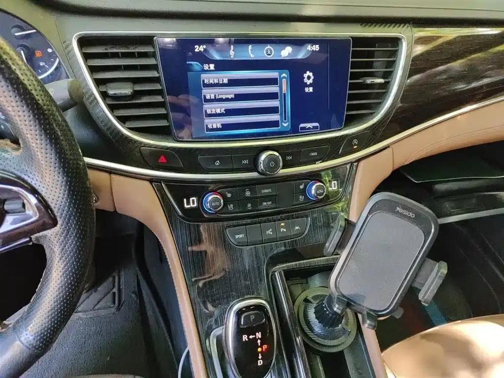 Buick LaCrosse 2016 28T Luxury Edition — миниатюра 6