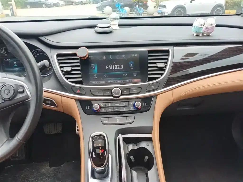 Buick LaCrosse 2016 20T Elite — миниатюра 13