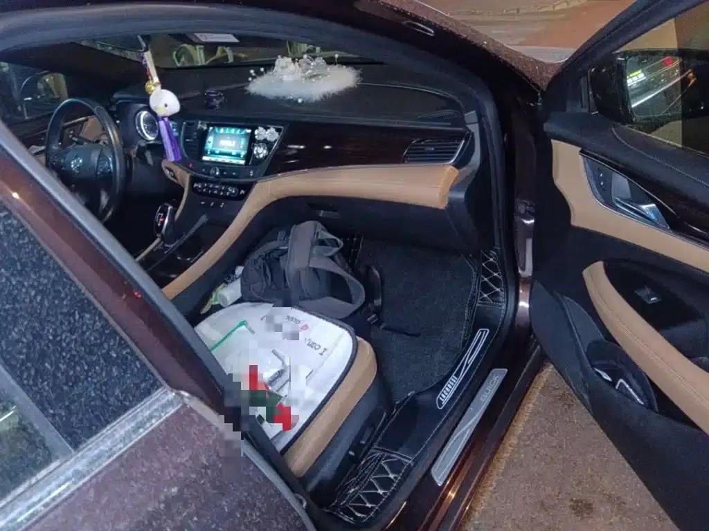 Buick LaCrosse 2016 20T Elite — миниатюра 19