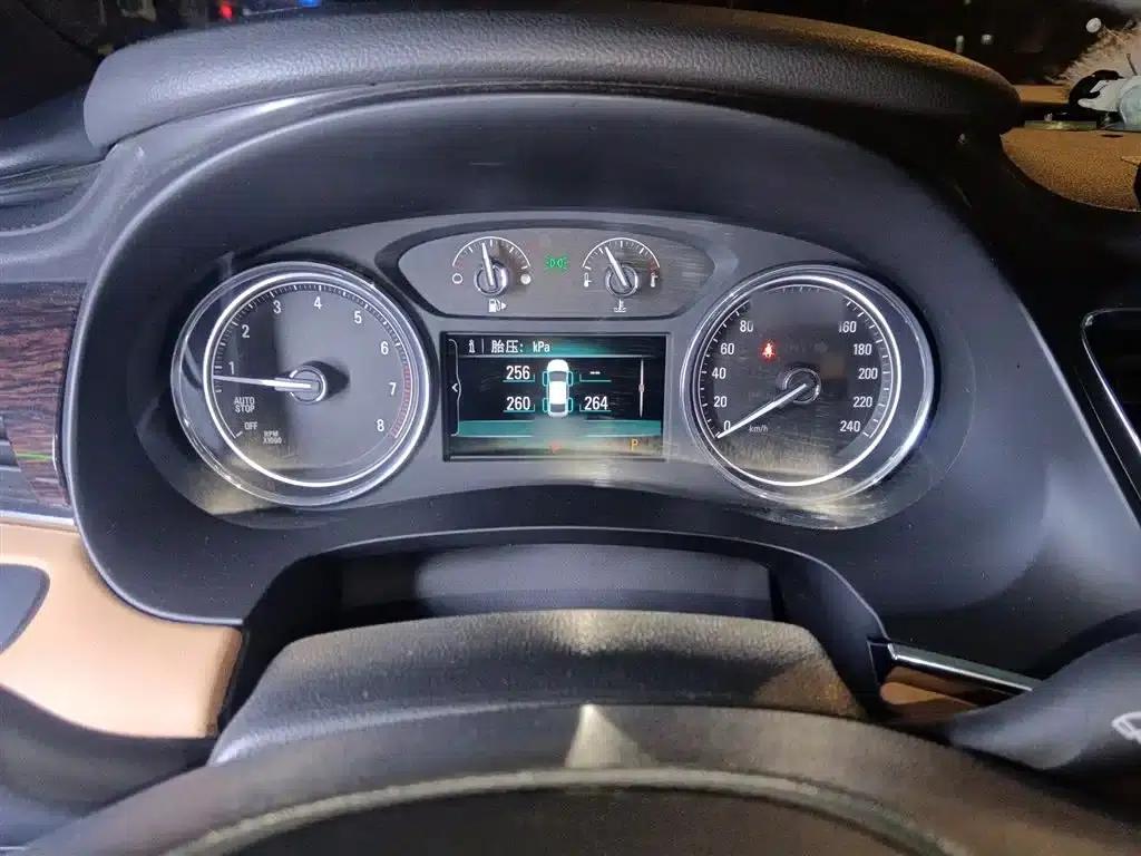 Buick LaCrosse 2016 20T Elite — миниатюра 4