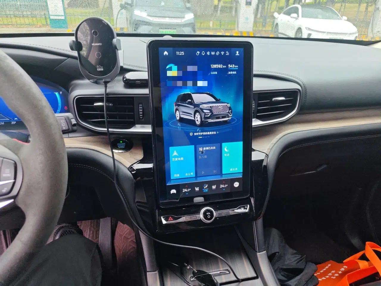 Ford Explorer 2020 EcoBoost 285 4x4 Platinum Edition 7-Seater — миниатюра 14