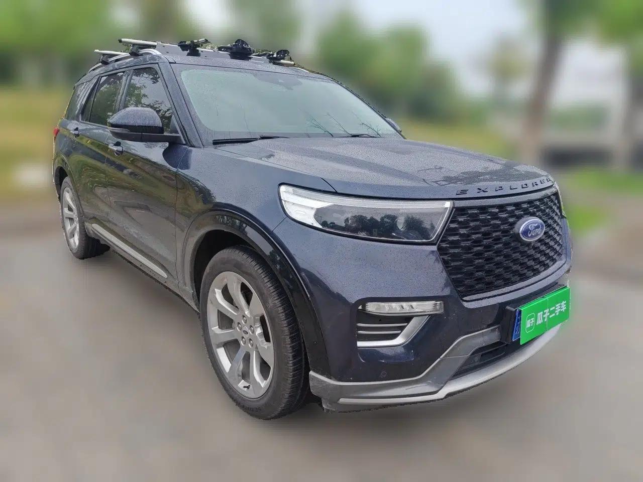 Ford Explorer 2020 EcoBoost 285 4x4 Platinum Edition 7-Seater — миниатюра 3
