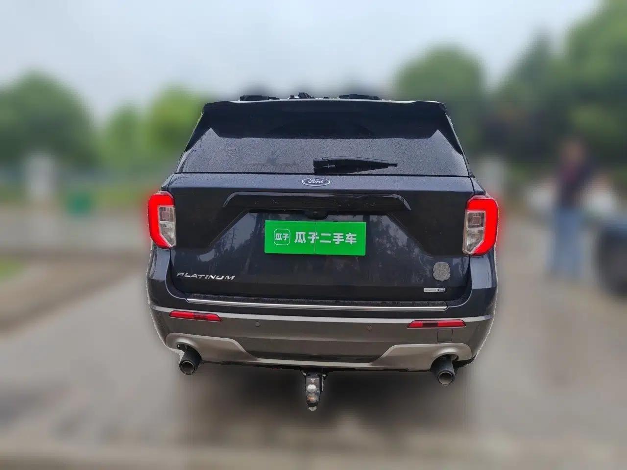 Ford Explorer 2020 EcoBoost 285 4x4 Platinum Edition 7-Seater — миниатюра 5