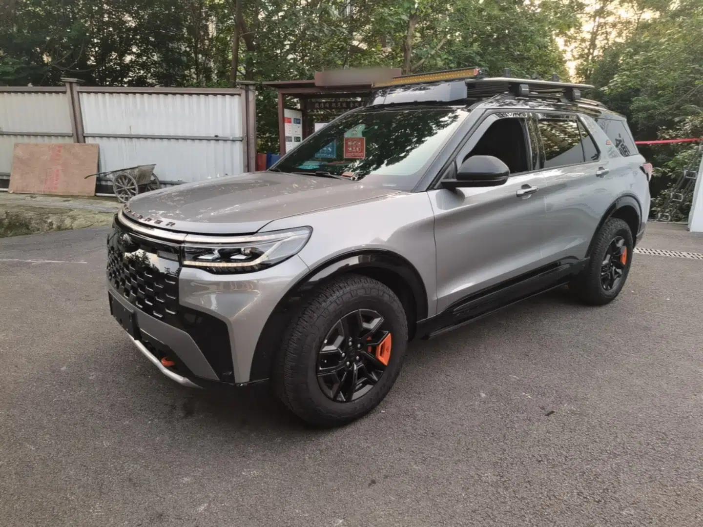 Ford Explorer 2023 EcoBoost 285 Kunlun Peak Edition 7-Seater — миниатюра 1