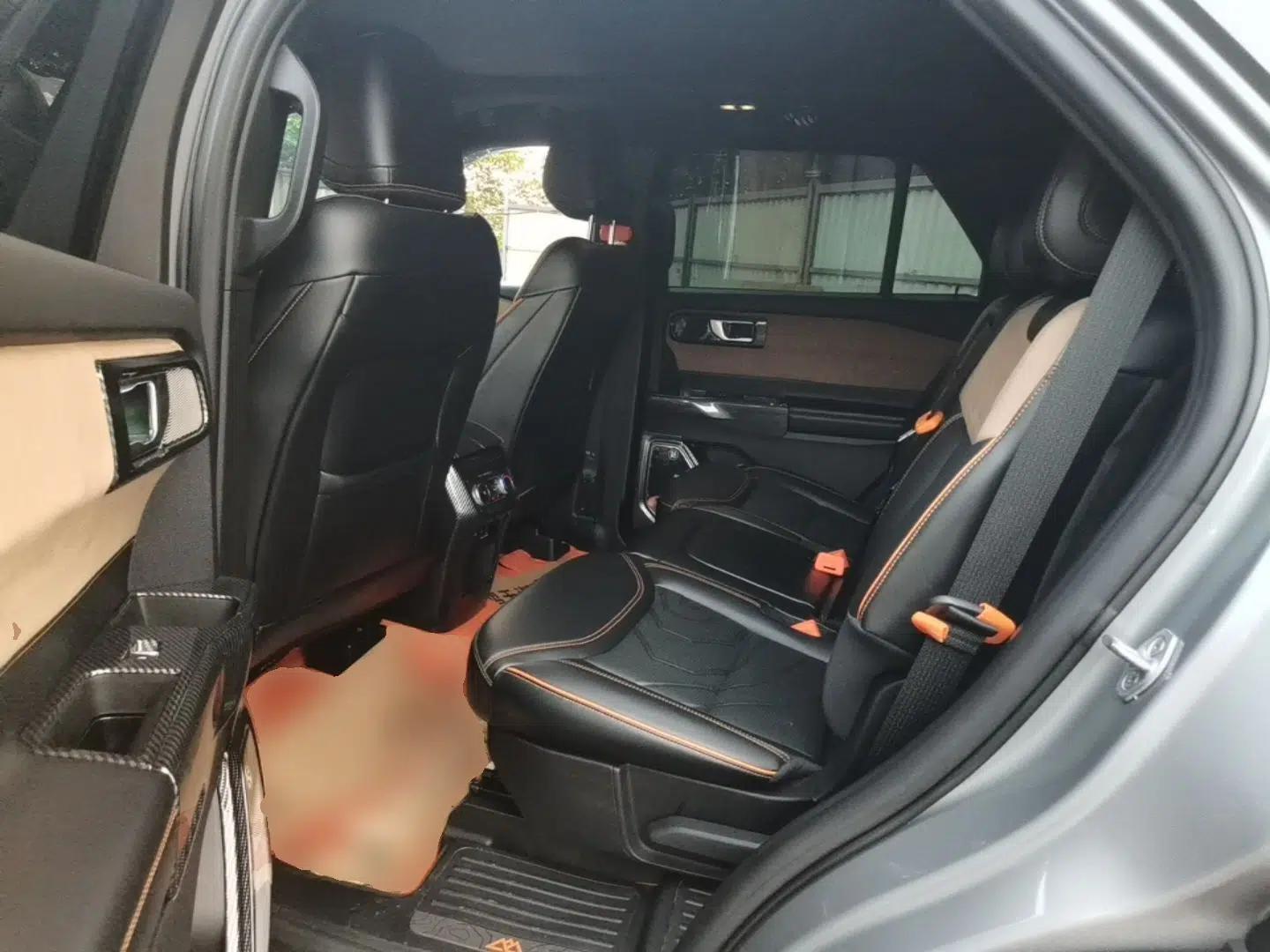 Ford Explorer 2023 EcoBoost 285 Kunlun Peak Edition 7-Seater — миниатюра 20
