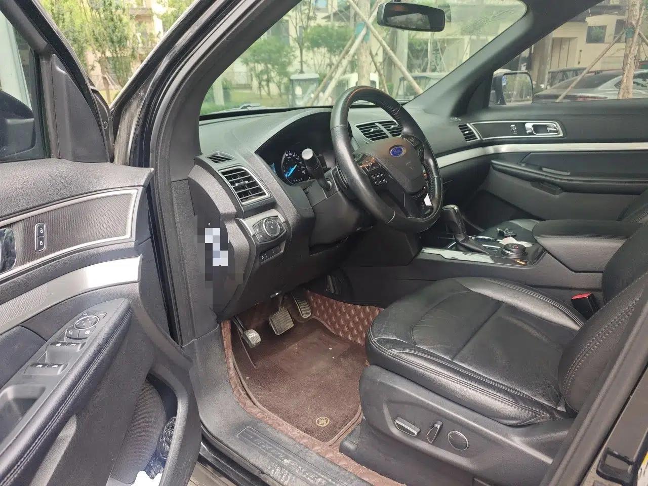 Ford Explorer 2017 2.3T Fashion Edition — миниатюра 17
