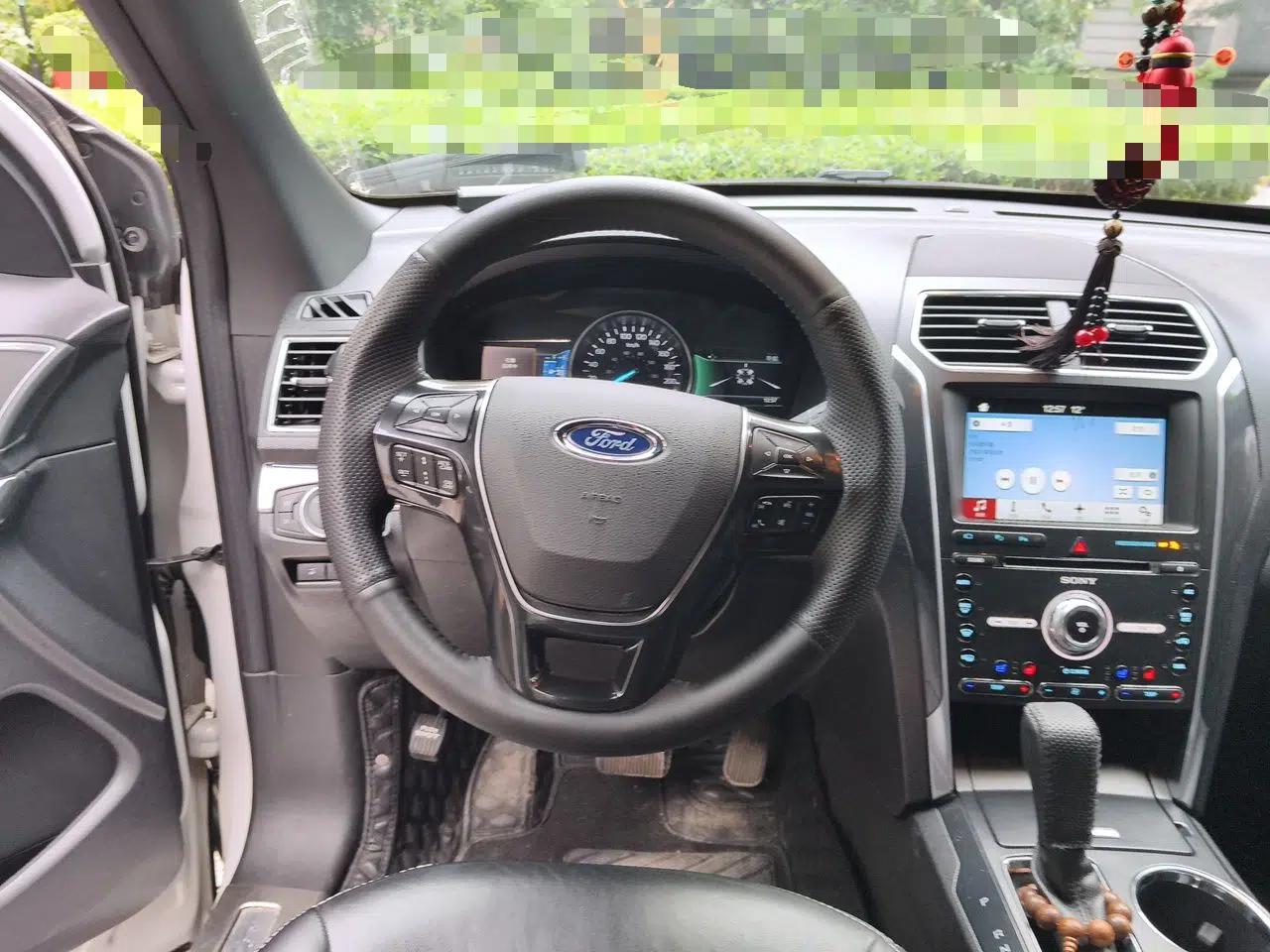 Ford Explorer 2017 2.3T Elite Edition — миниатюра 11