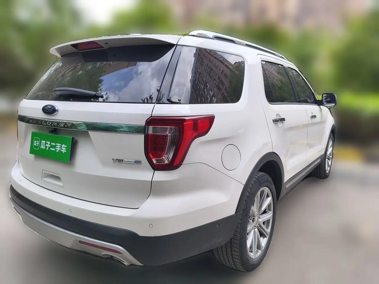 Ford Explorer 2017 2.3T Elite Edition — миниатюра 6